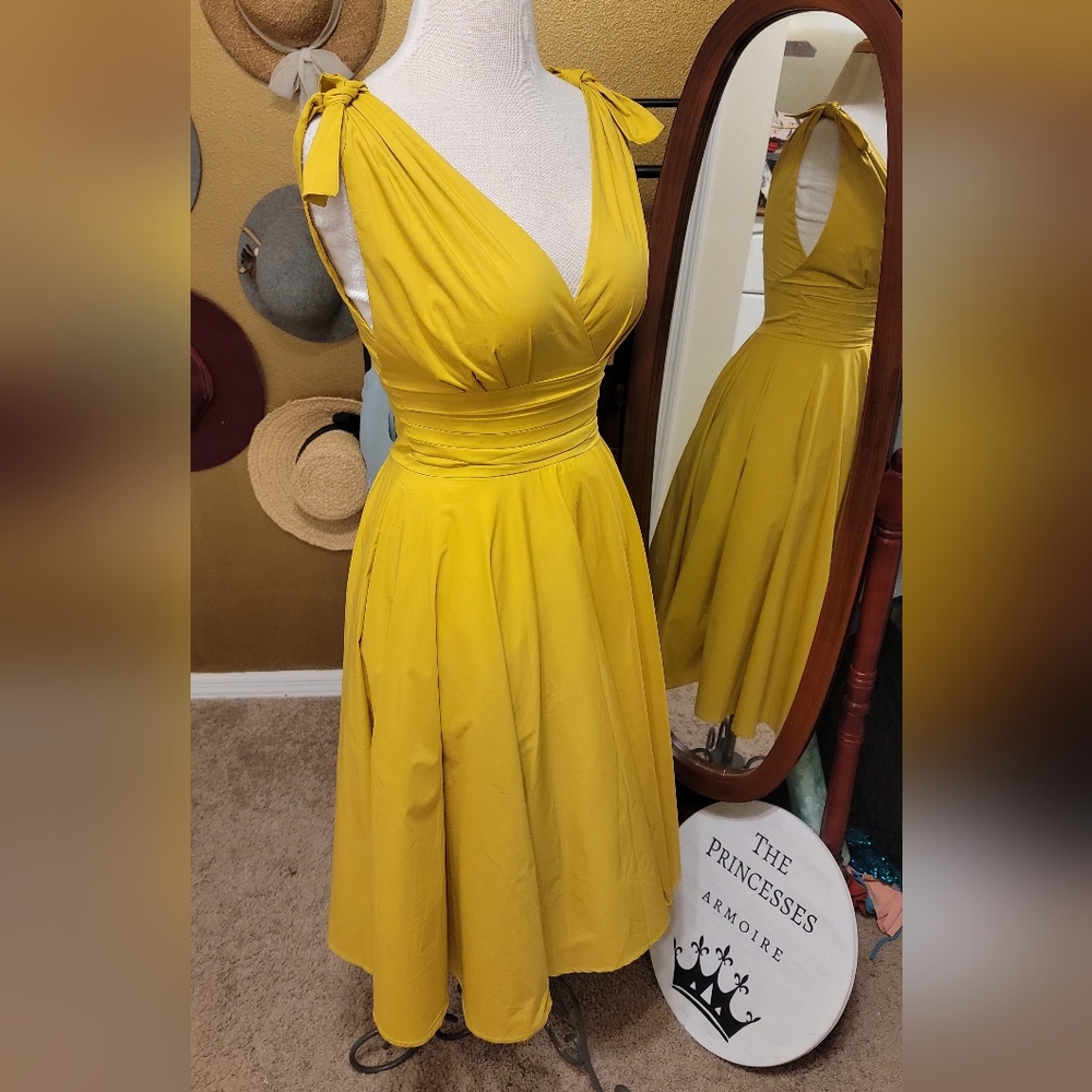 Retro VTG Yellow Sally Fitted Midi Dress - Picture 7 of 7
